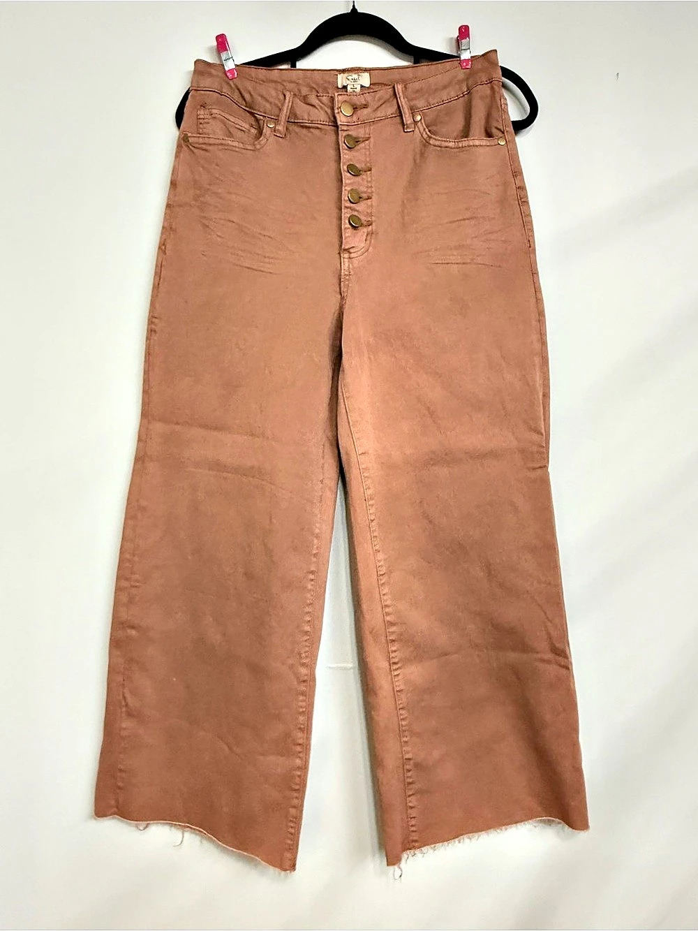 Easel Wide Leg Raw Hem Jeans Size Large in Brown